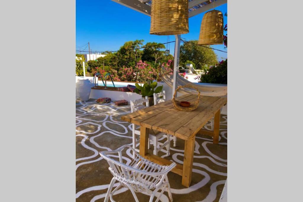 The Summer Pink House Lakhania Luaran gambar