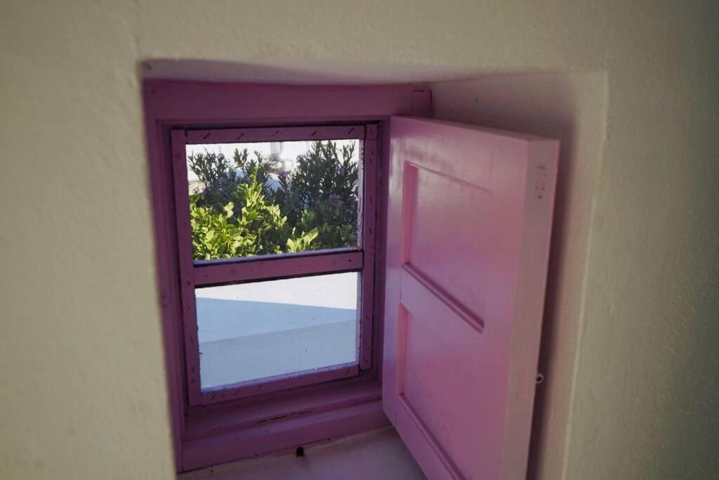 The Summer Pink House Lakhania Luaran gambar