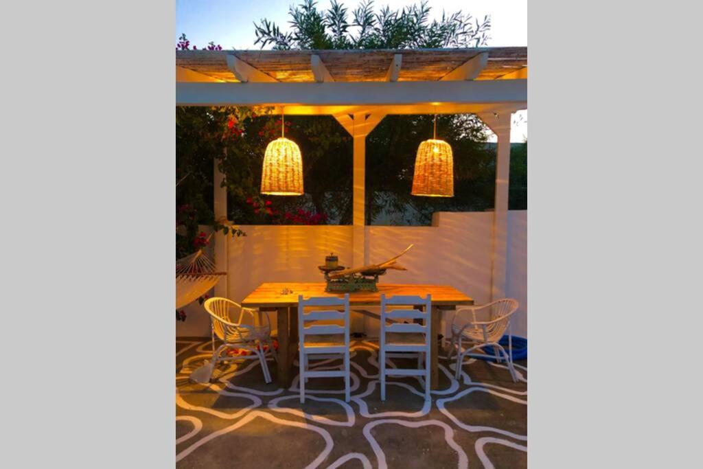 The Summer Pink House Lakhania Luaran gambar