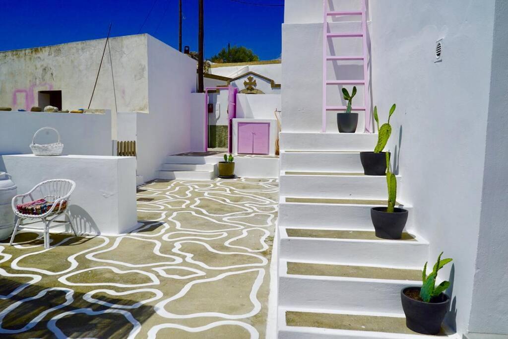 The Summer Pink House Lakhania Luaran gambar