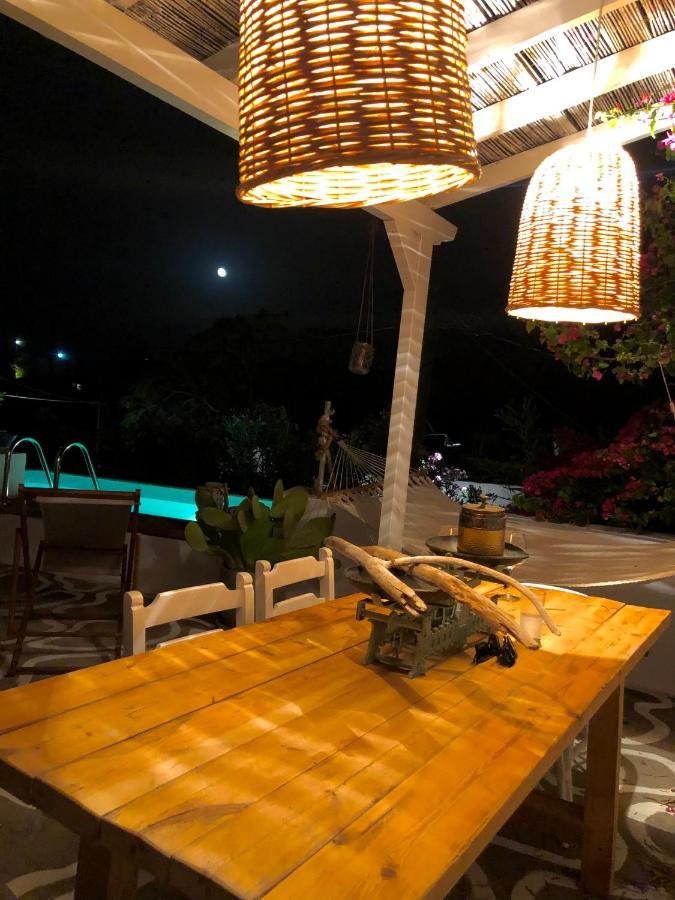The Summer Pink House Lakhania Luaran gambar